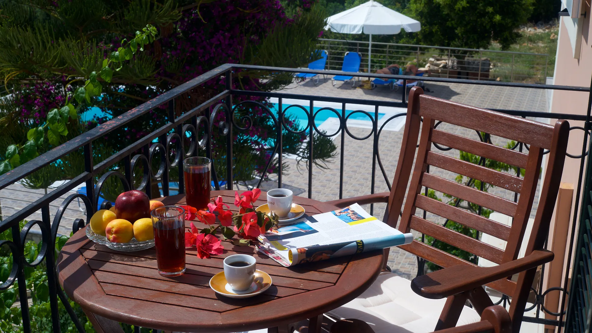 *** Guest house Studios Vrionis Panoramic Sunset Mesovounia  Greece