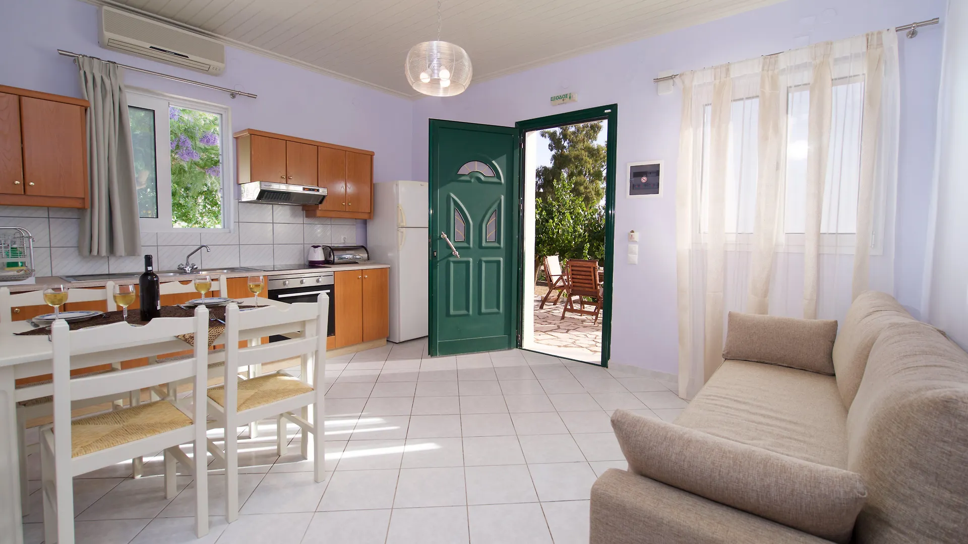 Studios Vrionis Panoramic Sunset Mesovounia  Greece