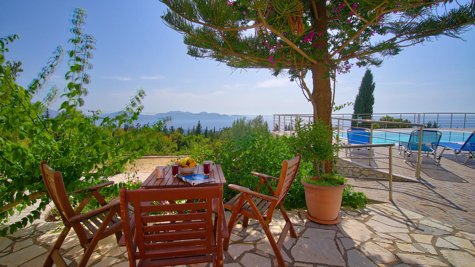 *** Guest house Studios Vrionis Panoramic Sunset Mesovounia  Greece